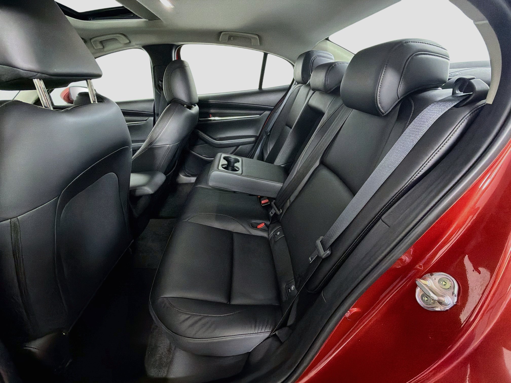 Used 2025 MAZDA MAZDA3 s FWD image 29