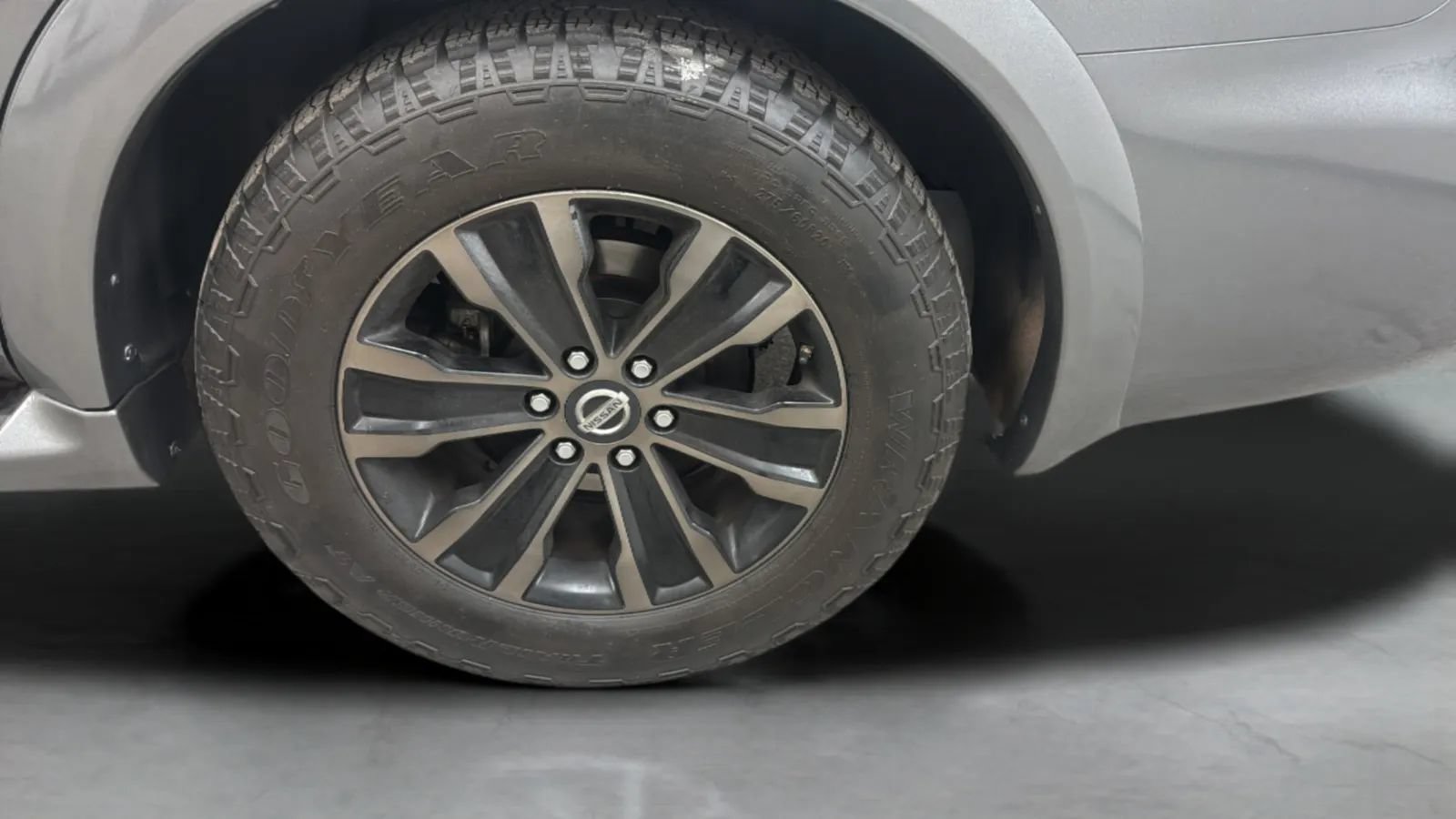 Used 2018 Nissan Armada Platinum RWD image 33
