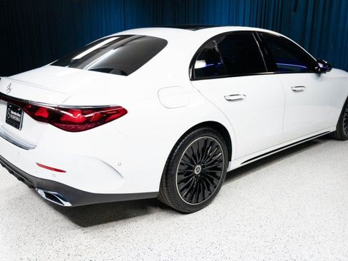 New 2026 Mercedes-Benz E 350 Sedan image 5