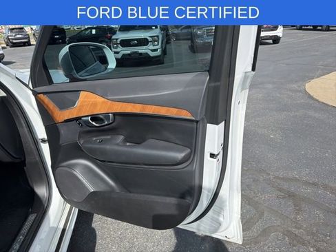 Used 2024 Volvo XC90 B5 Plus AWD/4WD image 29