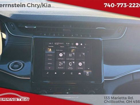 Used 2022 Jeep Grand Cherokee Altitude image 9