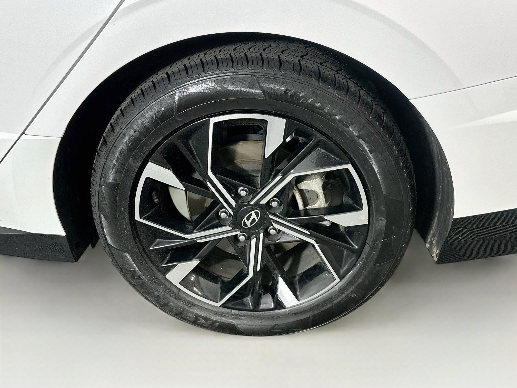 Used 2025 Hyundai Sonata SEL FWD image 11