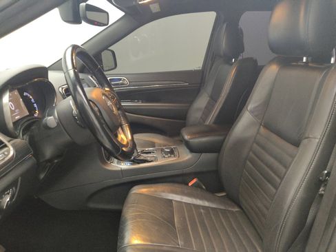 Used 2020 Jeep Grand Cherokee Limited X image 17