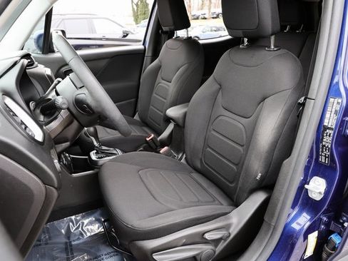 Used 2020 Jeep Renegade Latitude image 15