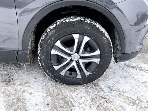 Certified 2017 Toyota RAV4 LE image 4