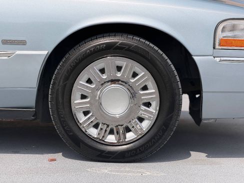Used 2004 Mercury Grand Marquis LS RWD image 37