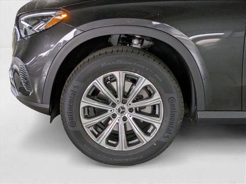 New 2025 Mercedes-Benz GLC 300 image 10