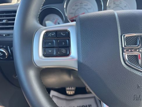 Used 2014 Dodge Challenger R/T image 26