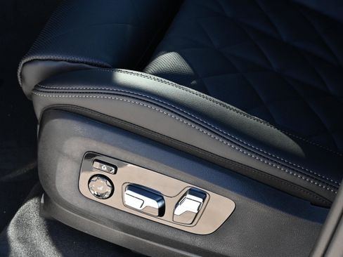 New 2026 BMW X5 sDrive40i w/ Climate Comfort Package image 20