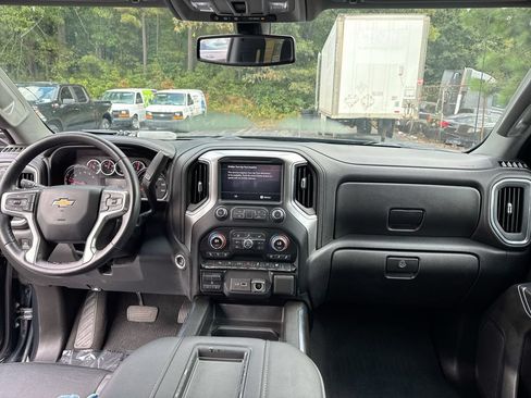 Used 2021 Chevrolet Silverado 1500 LTZ RWD image 31