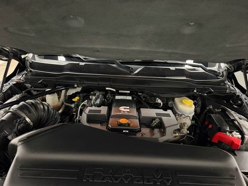 Used 2019 RAM 3500 Limited image 47