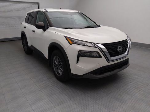 Used 2022 Nissan Rogue S FWD image 13