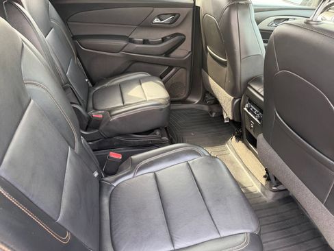 Used 2019 Chevrolet Traverse LT AWD/4WD image 12