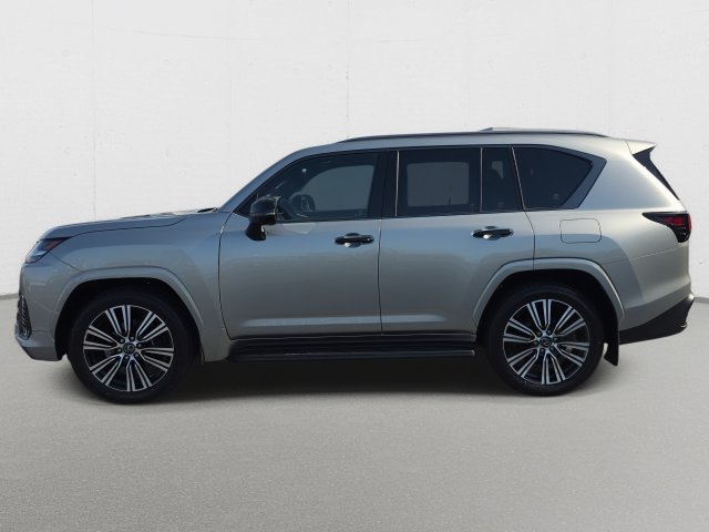 New 2026 Lexus LX 600 4WD w/ Luxury Package image 8