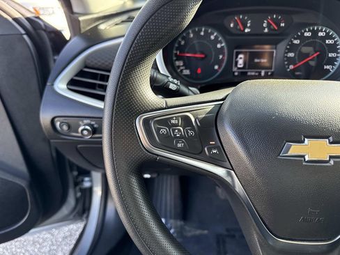 Used 2024 Chevrolet Malibu LT image 32