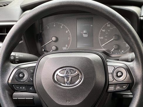 Certified 2023 Toyota Corolla LE w/ Carpet Mat Package (TMS) FWD image 18