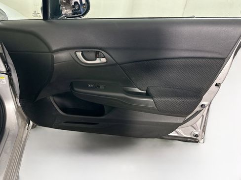Used 2013 Honda Civic LX image 29
