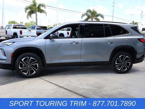 New 2026 Buick Enclave Sport Touring w/ Power Package FWD image 5