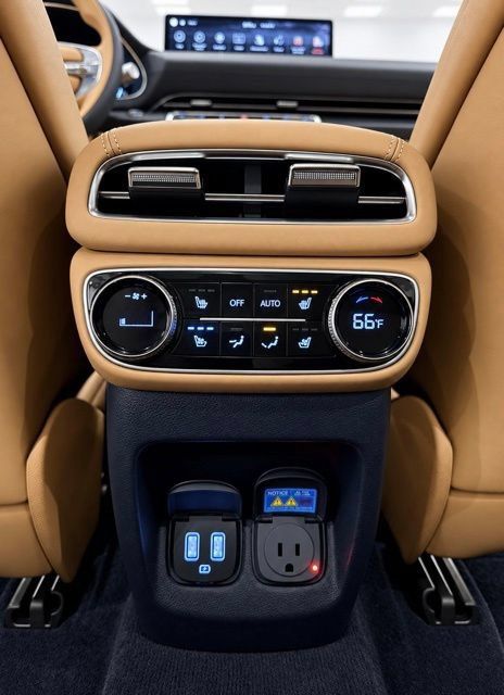 Used 2024 Genesis GV80 3.5T w/ Prestige Matte Package AWD/4WD image 59