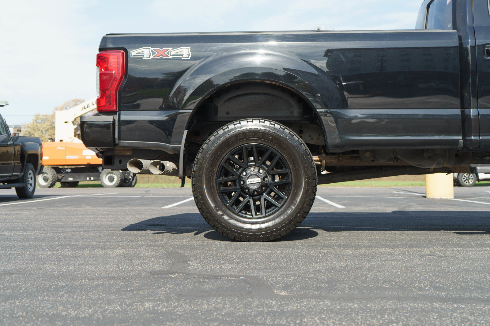 Used 2019 Ford F250 Lariat AWD/4WD image 10