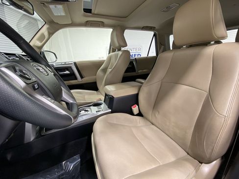 Used 2016 Toyota 4Runner Limited image 11