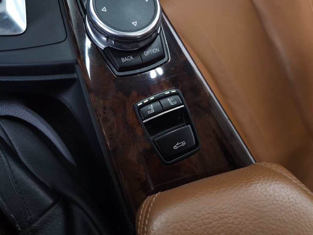 Used 2015 BMW 428i xDrive Convertible AWD/4WD image 29