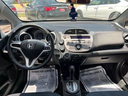 Used 2011 Honda Fit Sport image 15