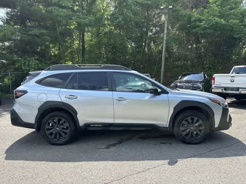 Certified 2023 Subaru Outback Onyx Edition AWD/4WD image 3