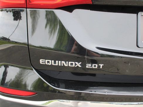 Used 2018 Chevrolet Equinox Premier image 28