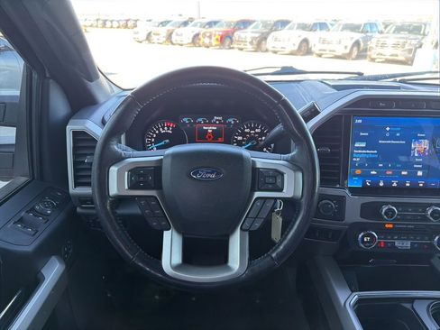 Used 2022 Ford F250 Lariat w/ Chrome Package image 17