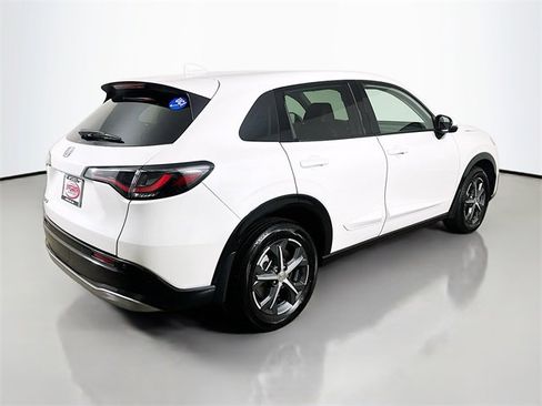 Certified 2024 Honda HR-V EX-L image 17