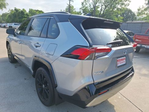Used 2024 Toyota RAV4 XSE w/ Advanced Technology Package AWD/4WD image 4