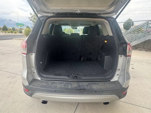 Used 2015 Ford Escape SE w/ Equipment Group 201A AWD/4WD image 15