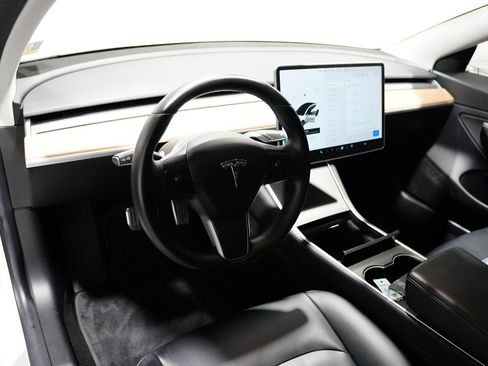 Used 2018 Tesla Model 3 Long Range image 12