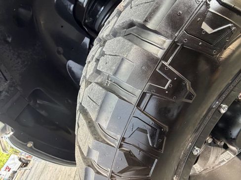 Used 2017 RAM 2500 SLT image 17