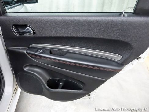 Used 2018 Dodge Durango R/T image 33
