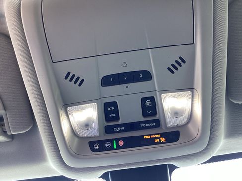 Used 2022 GMC Terrain AT4 w/ Infotainment Package II image 19