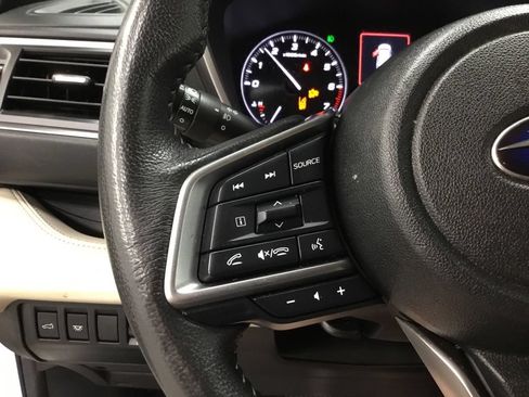 Used 2023 Subaru Ascent Limited AWD/4WD image 14