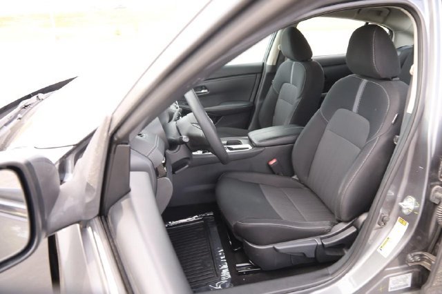 Certified 2024 Nissan Sentra SV FWD image 8