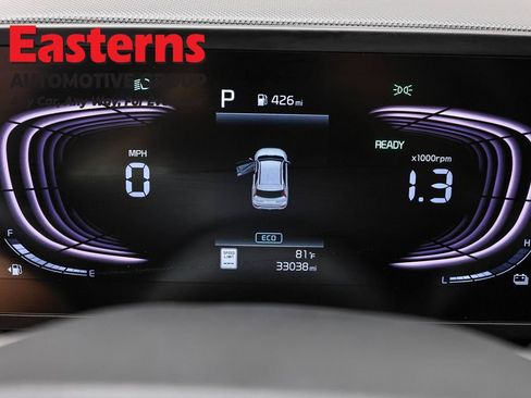 Used 2025 Kia Niro LX FWD image 17