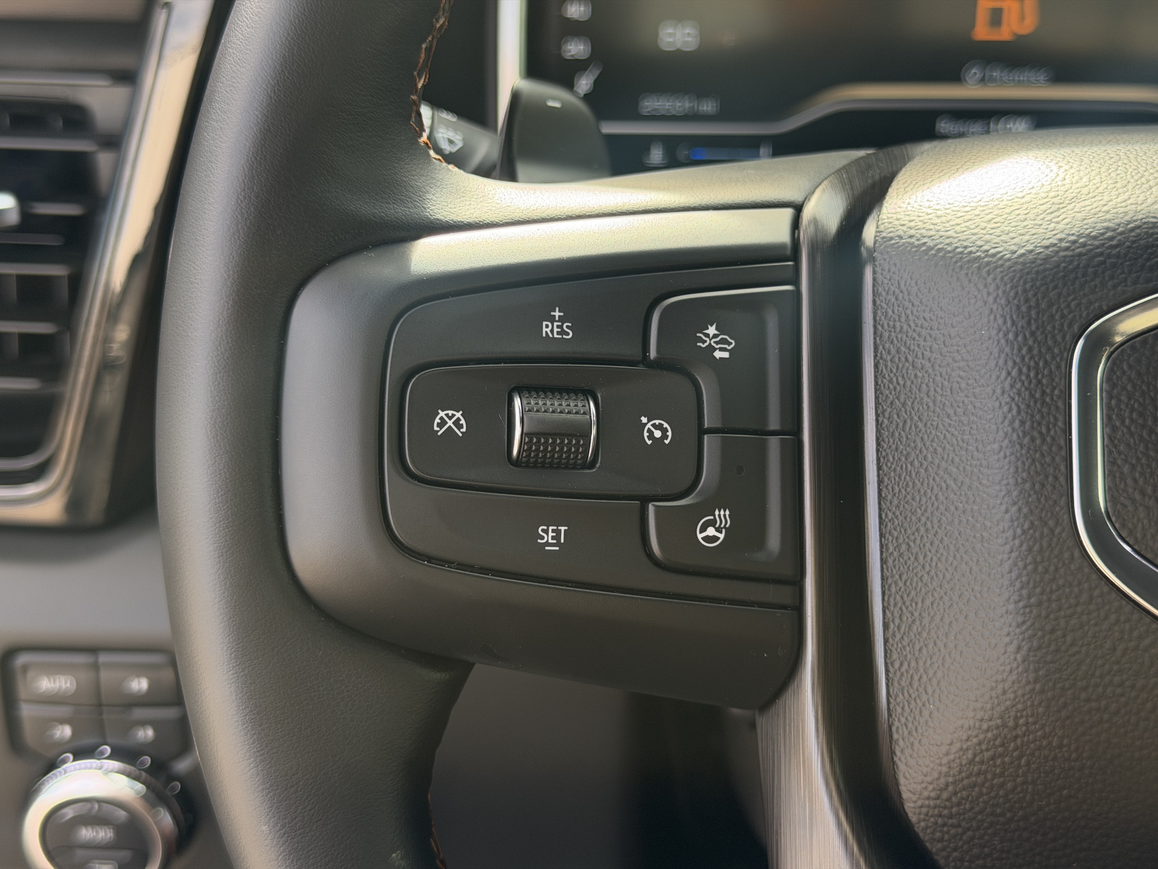 Certified 2023 GMC Sierra 1500 AT4 w/ AT4 Premium Package AWD/4WD image 29