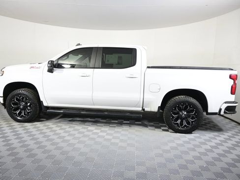 Used 2021 Chevrolet Silverado 1500 RST image 3