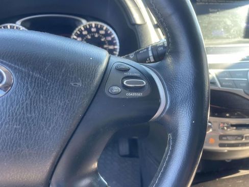 Used 2019 INFINITI QX60 Luxe w/ Essential Package image 24