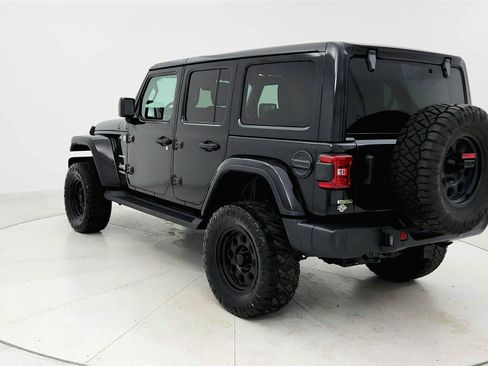 Used 2021 Jeep Wrangler Unlimited Sahara AWD/4WD image 3
