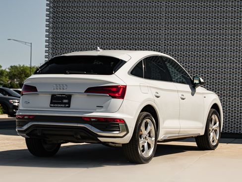 Certified 2023 Audi Q5 2.0T Premium w/ Convenience Package AWD/4WD image 4