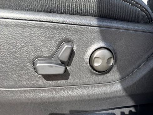 New 2026 RAM 1500 Big Horn AWD/4WD image 16