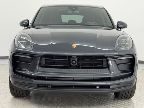 New 2026 Porsche Macan AWD/4WD image 6