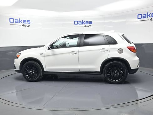 Used 2019 Mitsubishi Outlander Sport LE AWD/4WD image 4