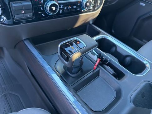 Used 2023 GMC Sierra 1500 SLT w/ SLT Premium Plus Package image 9