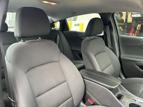 Used 2023 Chevrolet Malibu LT image 14